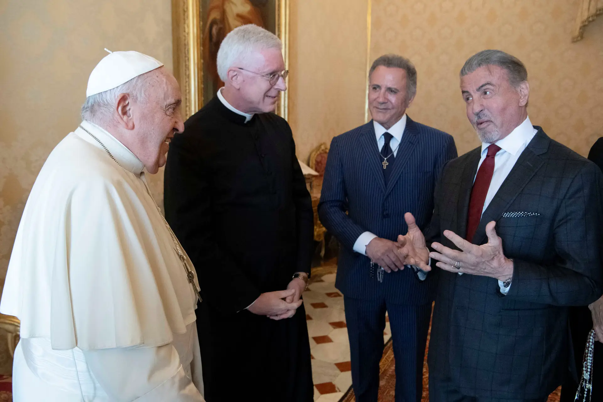 Papa Francisco recebe "Rambo" no Vaticano