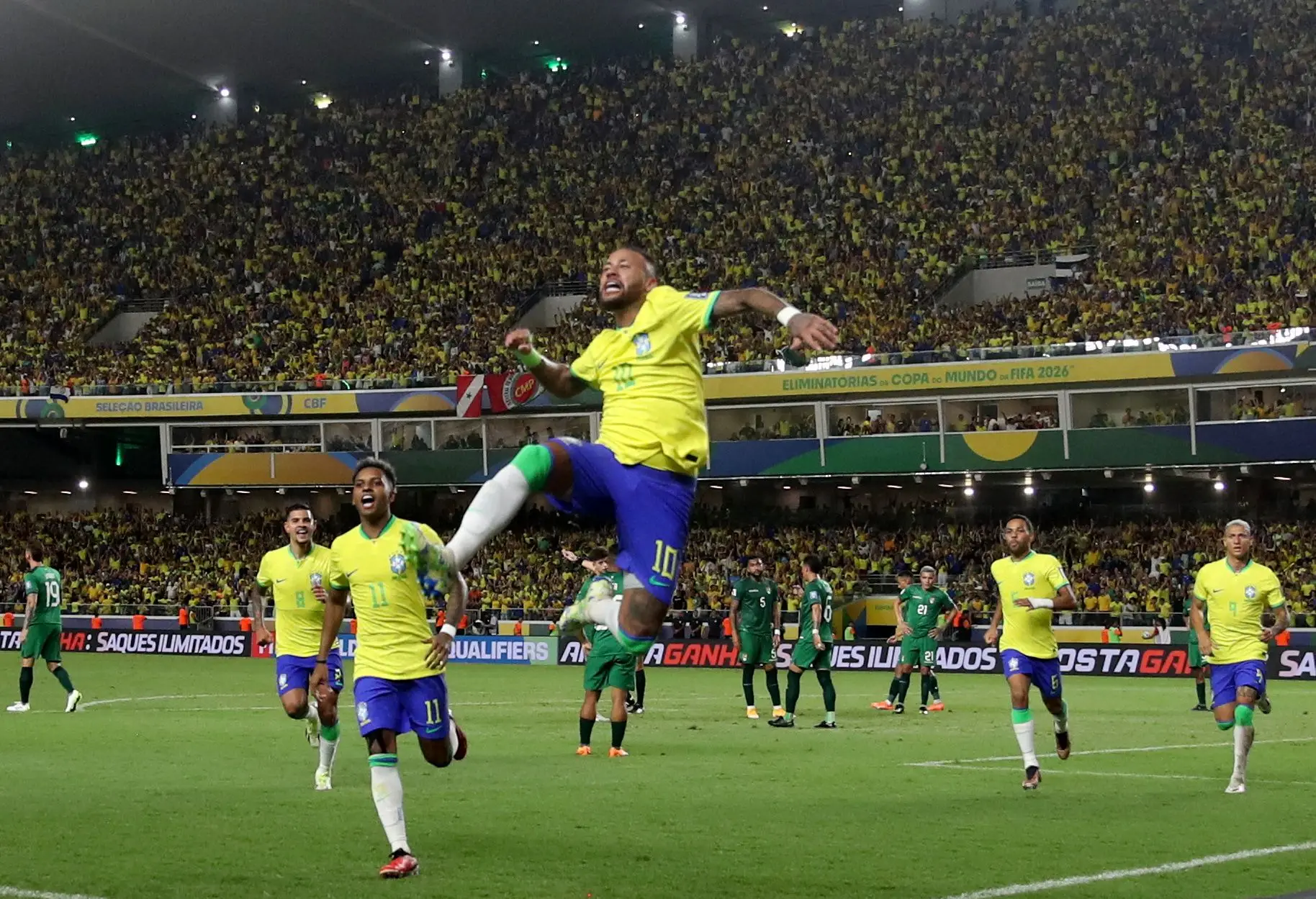 Neymar faz história na seleção brasileira (e ultrapassa Pelé)