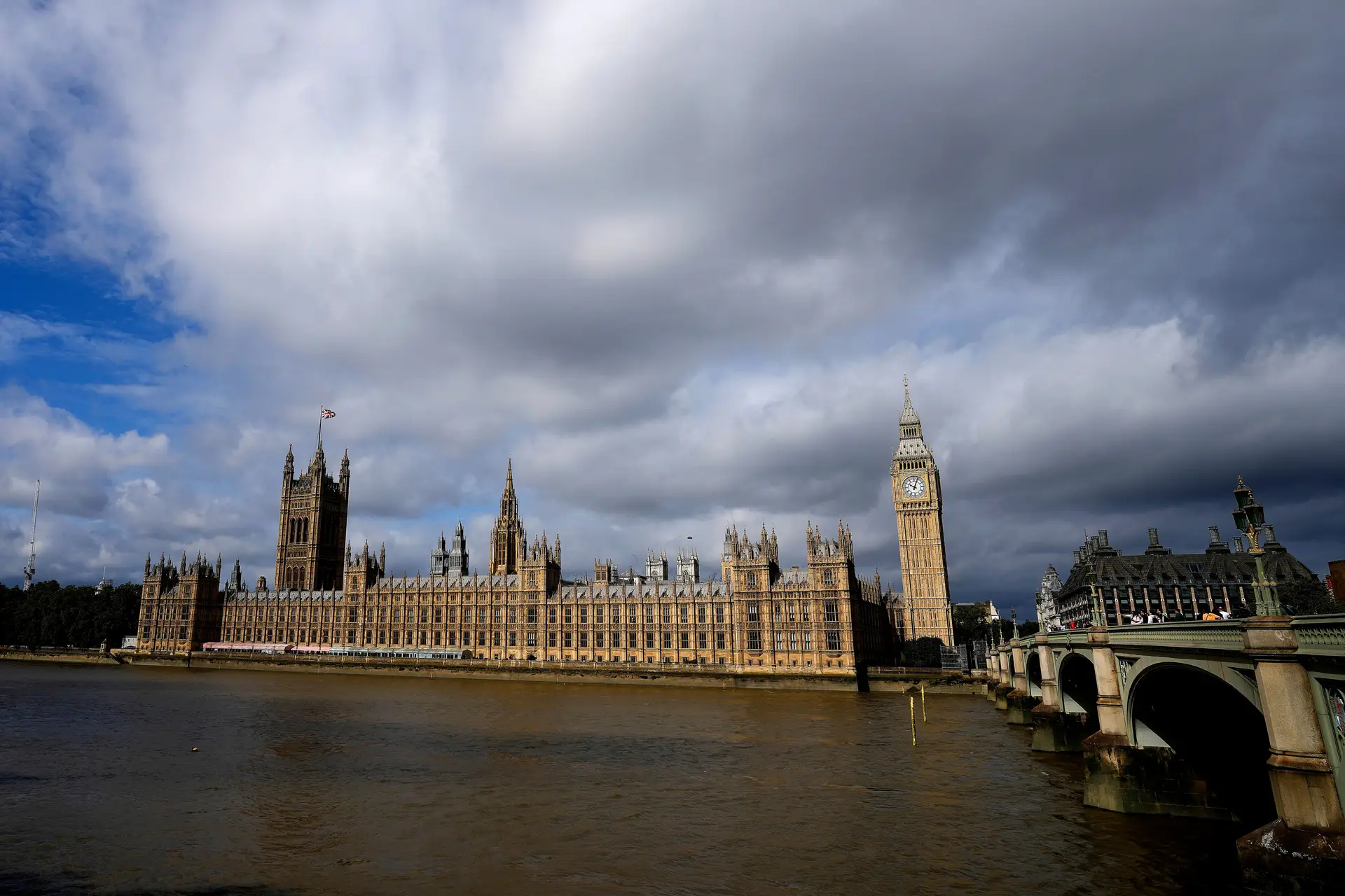 The United Kingdom makes it difficult to obtain work visas and facilitate expulsion
