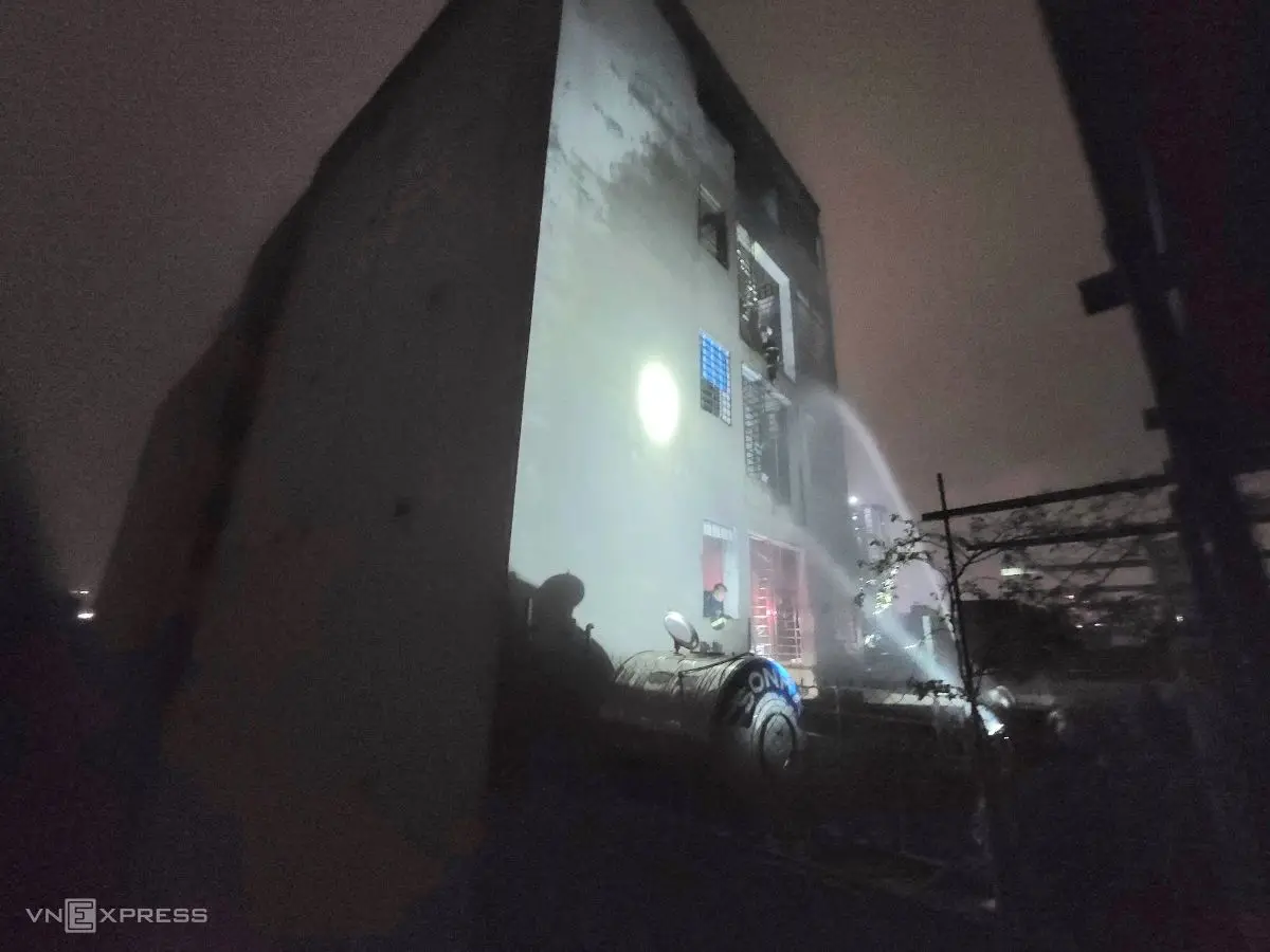 Incêndio em prédio em Hanói, Vietname