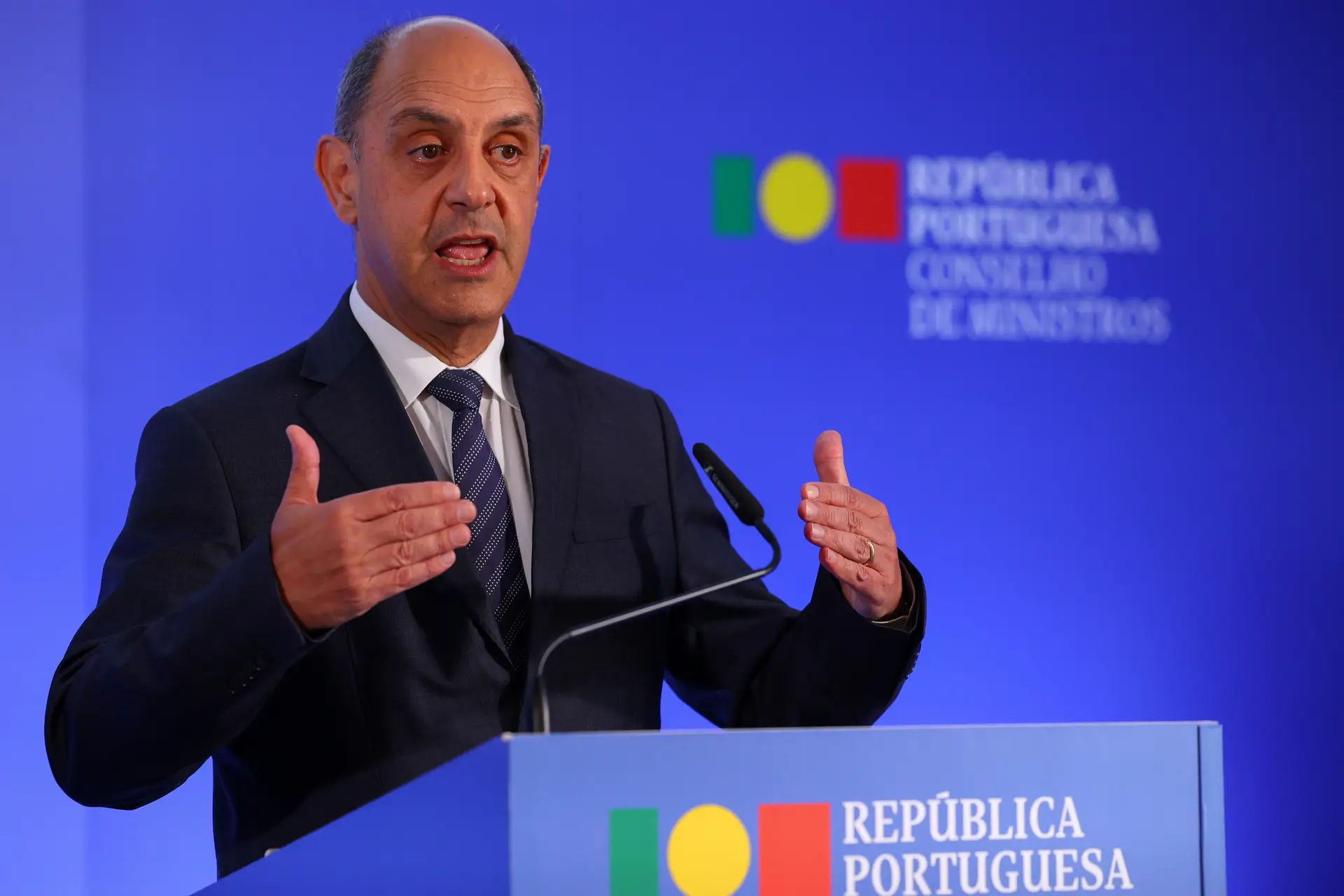 Manuel Pizarro estima que cerca de 7.000 médicos vão aderir ao regime de dedicação plena