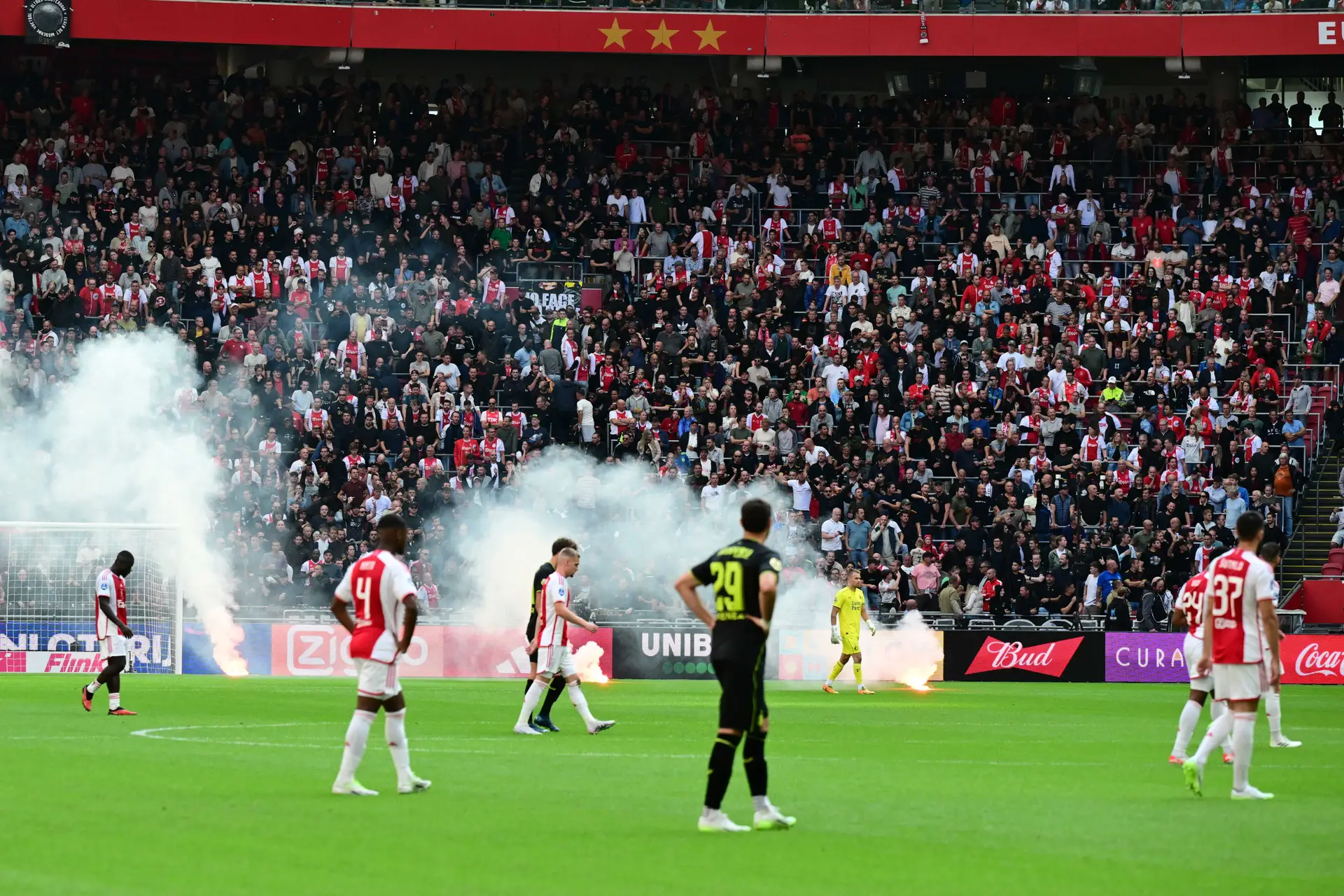 Ajax recua e aceita decisão da federação: De Klassieker joga-se
