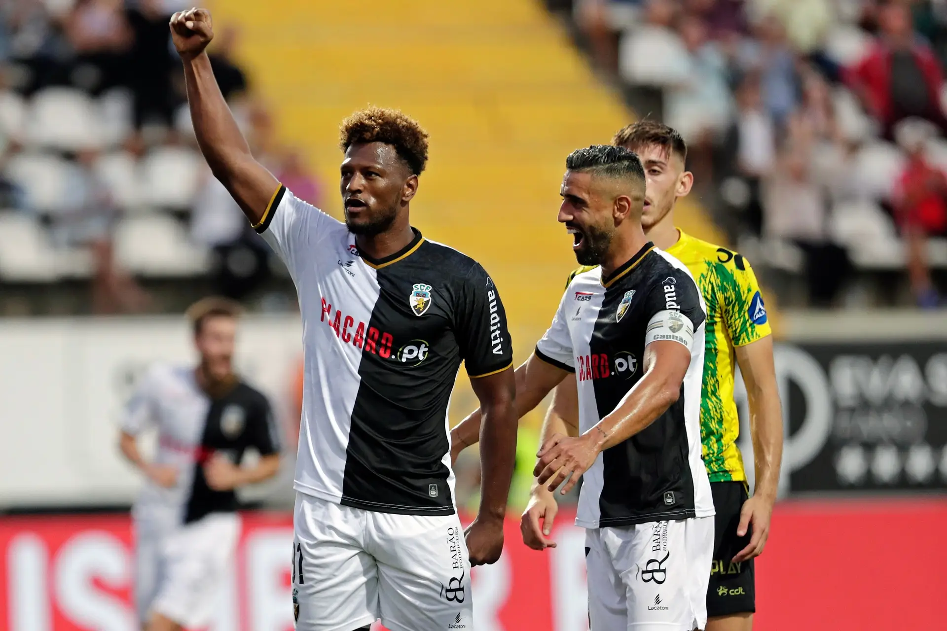 Taça da Liga: de regresso a Portugal, Zé Luís dá vitória ao Farense sobre o Tondela