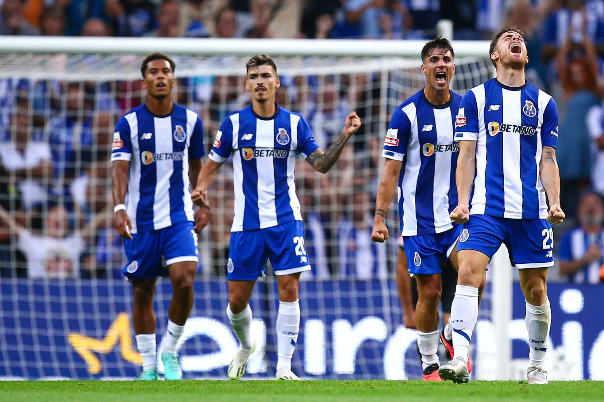 Champions: FC Porto e Sporting com jogos chave, Benfica perante  inacessível Bayern - SIC Notícias