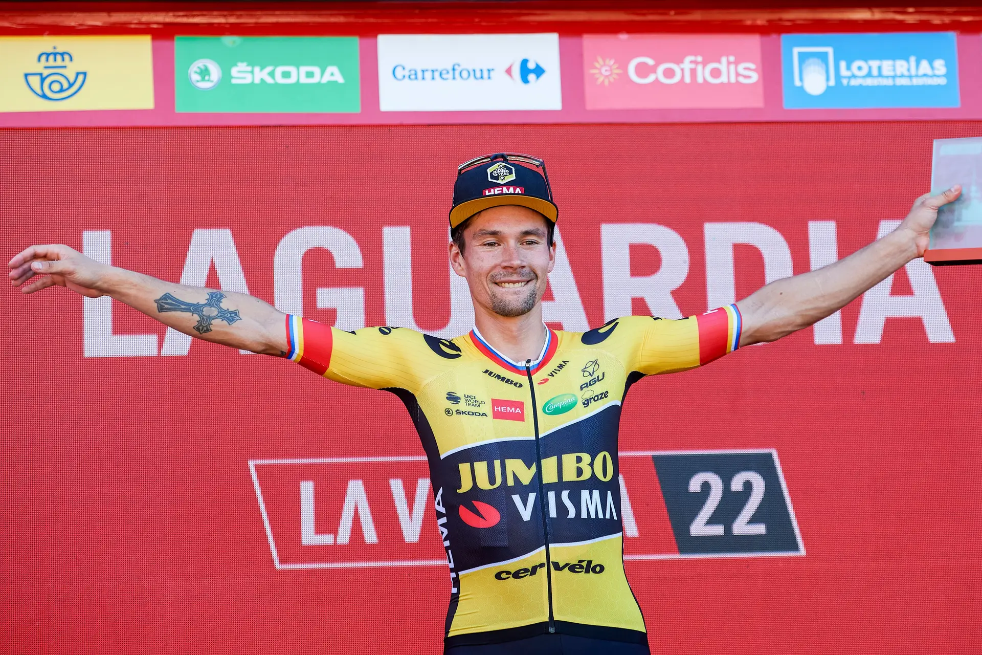 Primoz Roglic revela que sofreu fratura na região lombar após queda na Volta à França