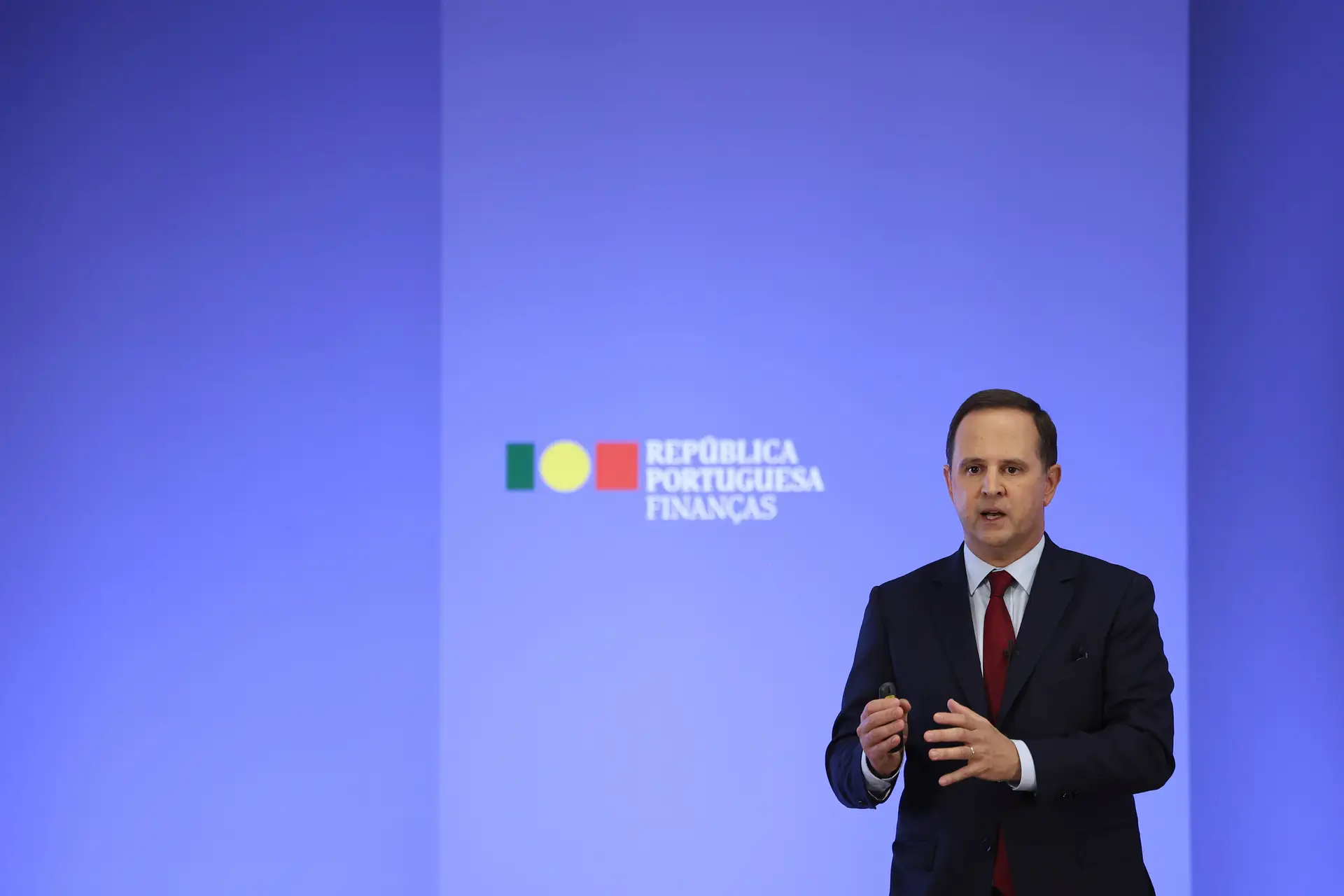 O ministro das Finanças, Fernando Medina, apresenta o Orçamento do Estado para 2024. 