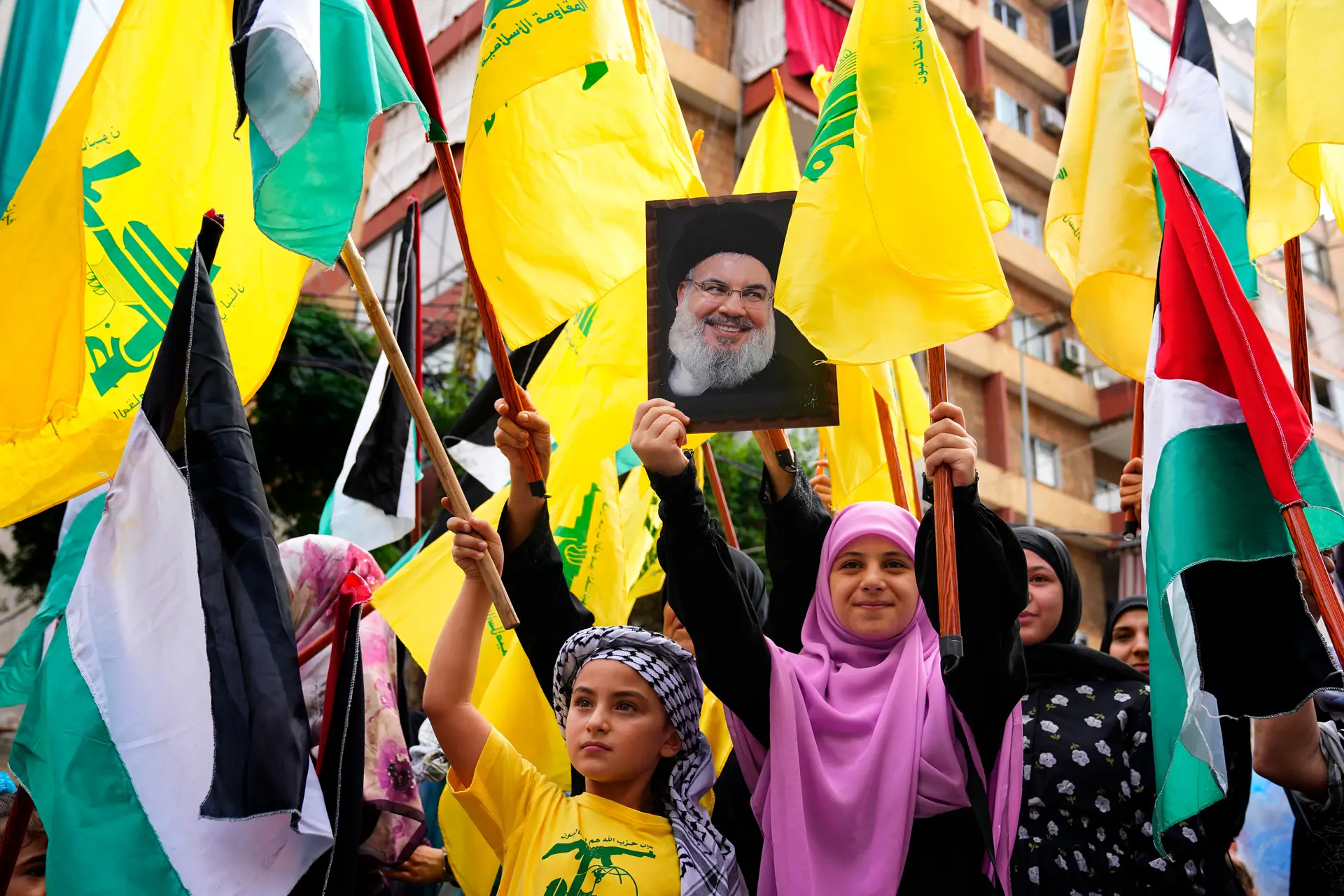 Apoiantes do Hezbollah e do seu líder Sayyed Hassan Nasrallah