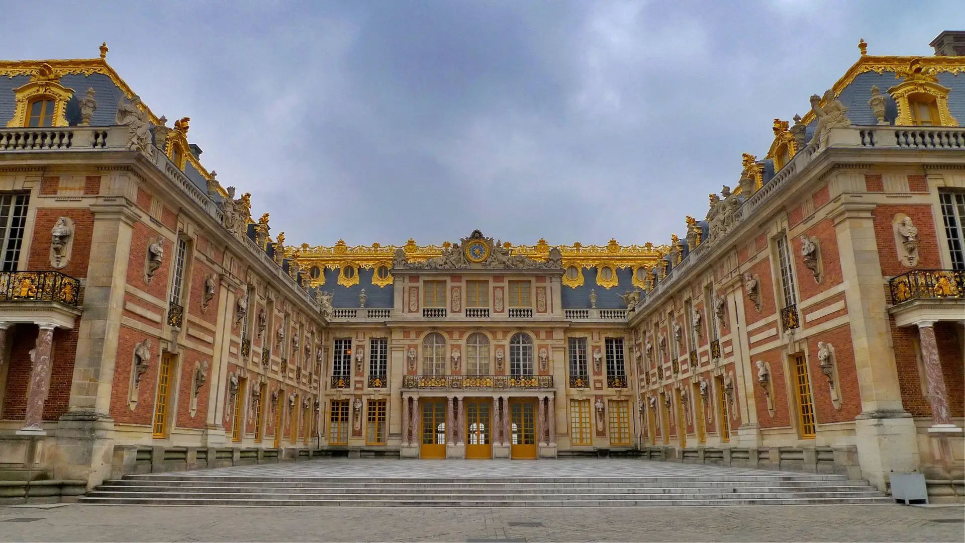 Escola de Arras, em França, evacuada devido a ameaça de bomba