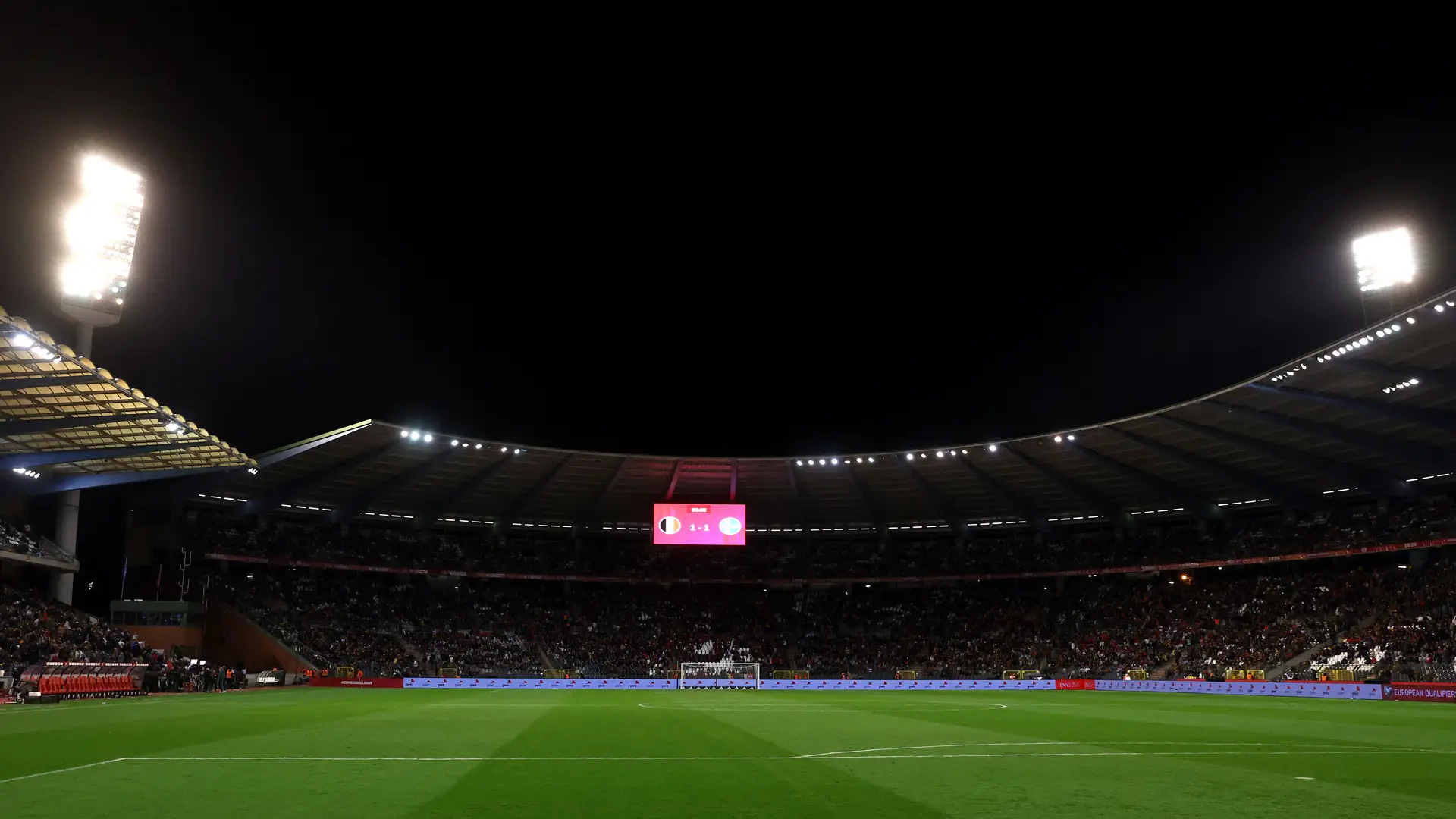 Jogo entre Bélgica e Suécia suspenso após morte de dois suecos em Bruxelas