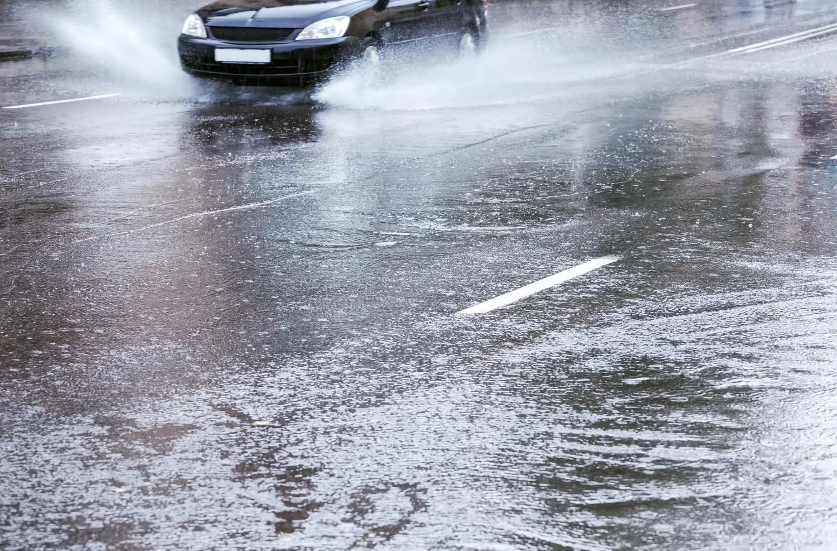 Chuva forte: Viana do Castelo em aviso vermelho e seis distritos em laranja