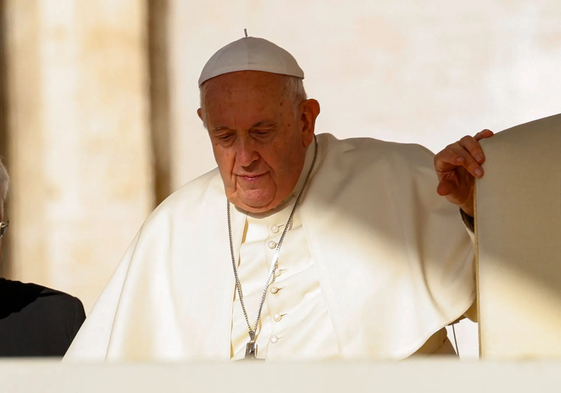 Papa pede que se "faça tudo" para evitar "catástrofe humana" em Gaza