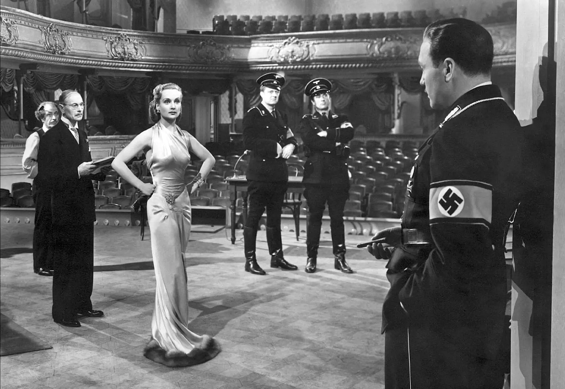 Carole Lombard no centro do palco, ou o sentido crítico e o humor do cinema de Ernst Lubitsch