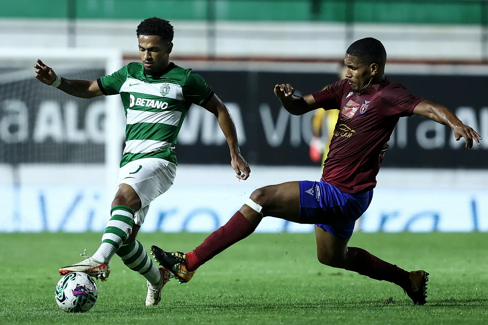 Sporting ganha ao Olivais e Moscavide numa noite de "calafrios"