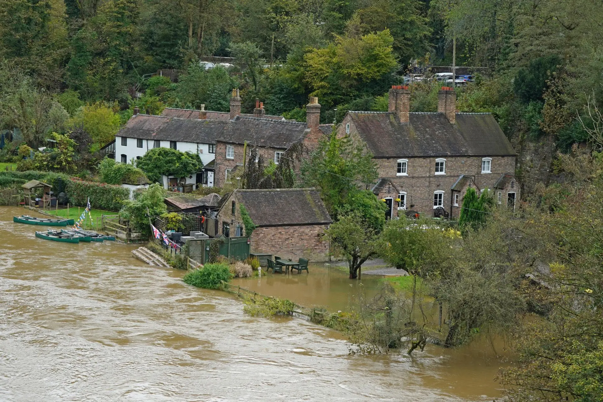 Storm Bobbet: UK floods to last for days