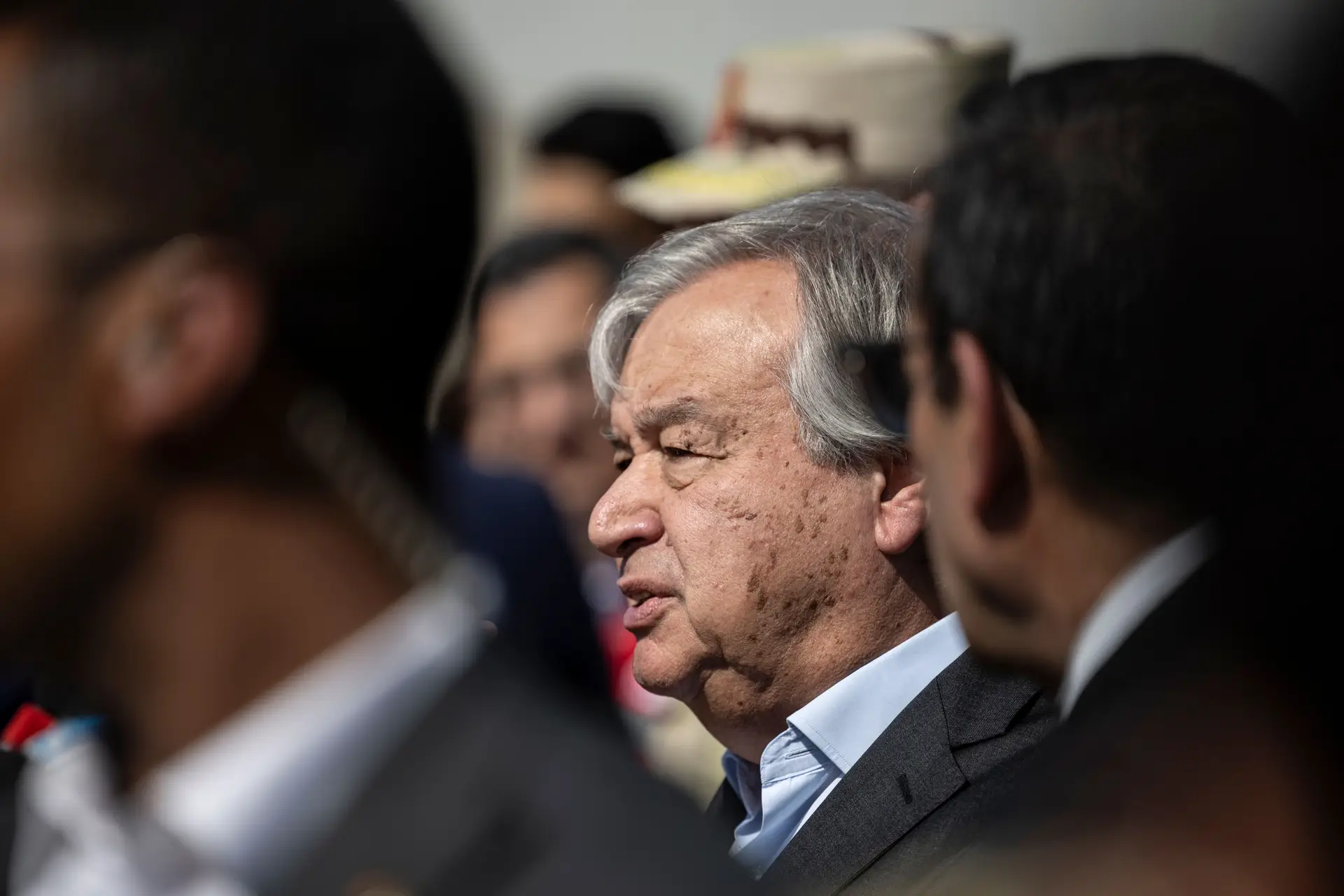 Sistema humanitário "à beira de um colapso total" em Gaza, alerta Guterres