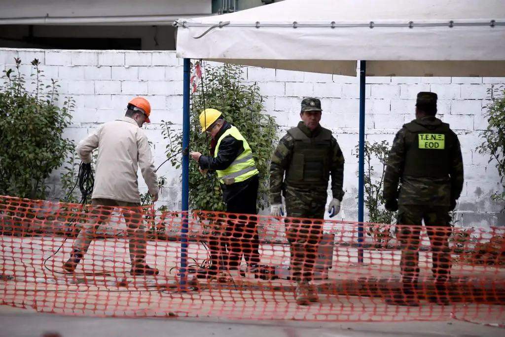 Exército grego destrói bomba não detonada da Segunda Guerra