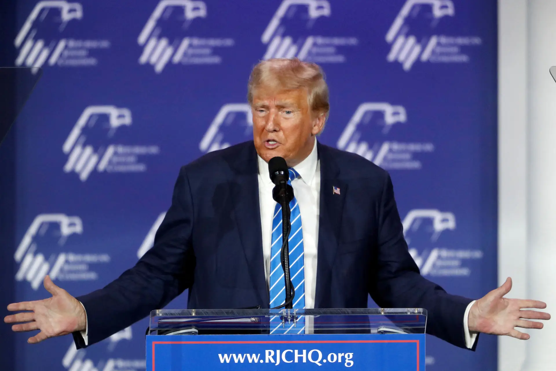 Trump não vai testemunhar segunda-feira no seu julgamento por fraude fiscal