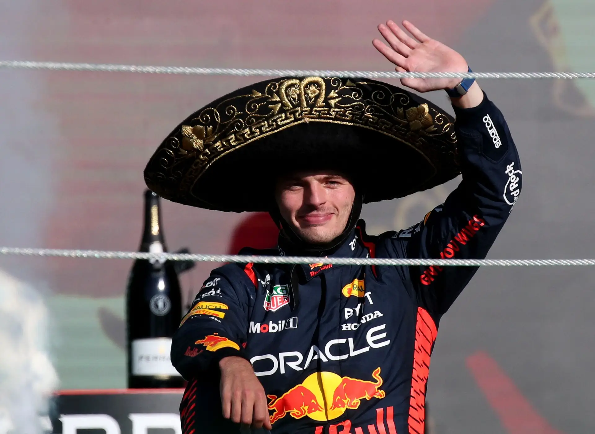 Max Verstappen vence GP do México e bate recorde