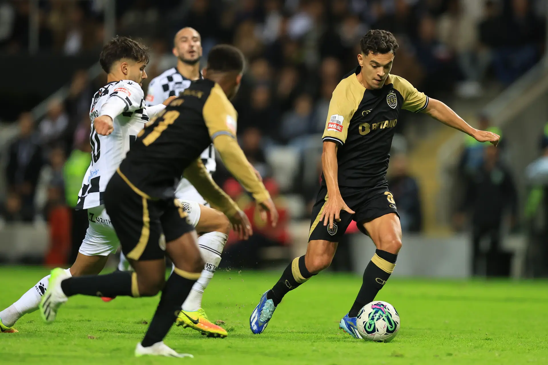 A magia da Taça: capitão do Rebordosa terá folga no emprego para jogar  contra o SC Braga - SIC Notícias