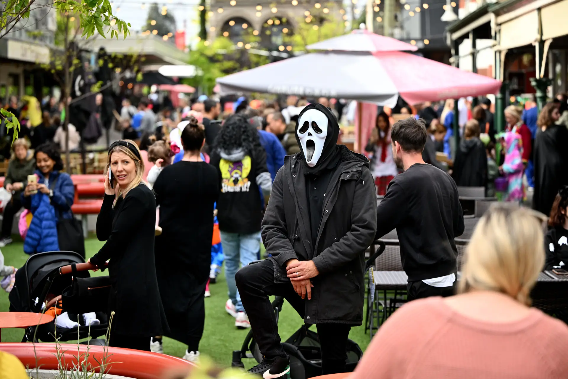 Halloween celebrações em Melbourne SIC Notícias