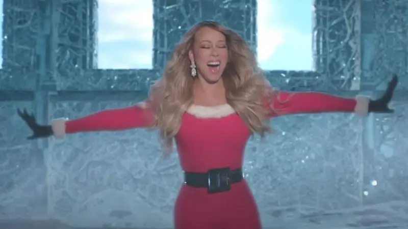 Adeus Halloween, olá Natal. "Está na hora", anuncia Mariah Carey