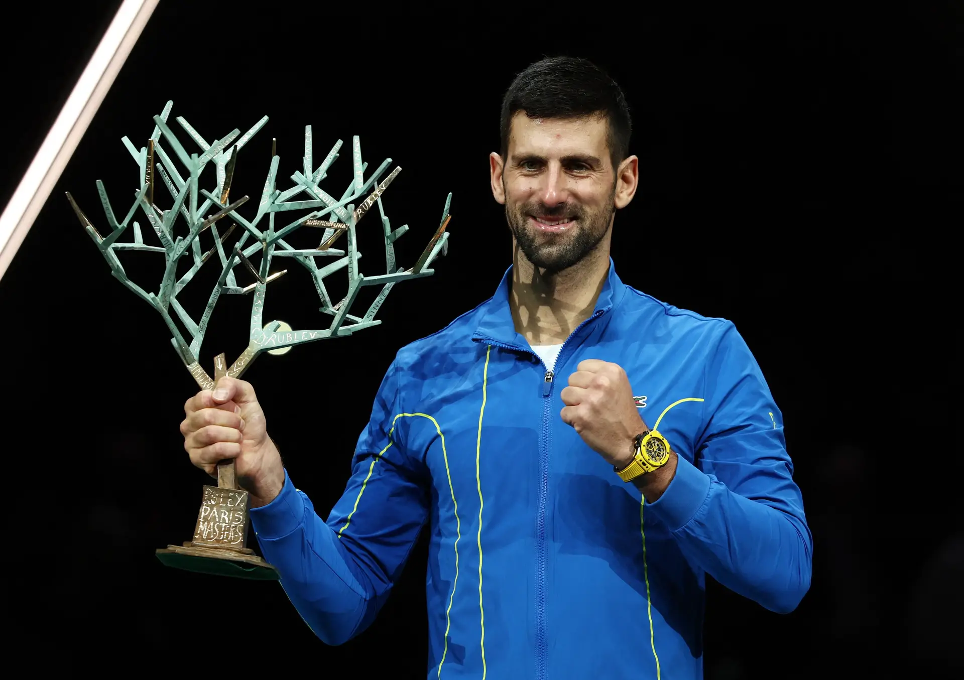 Djokovic bate Dimitrov e conquista Masters 1.000 de Paris em ténis