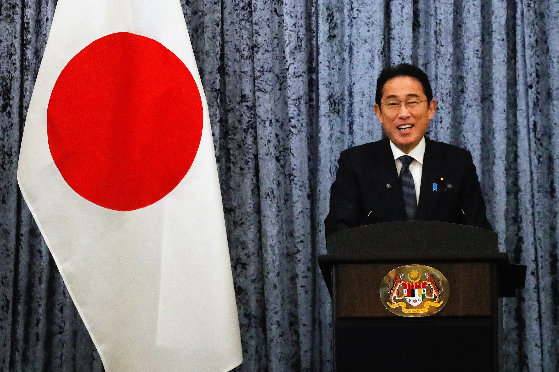 日本の首相が昇給を拒否