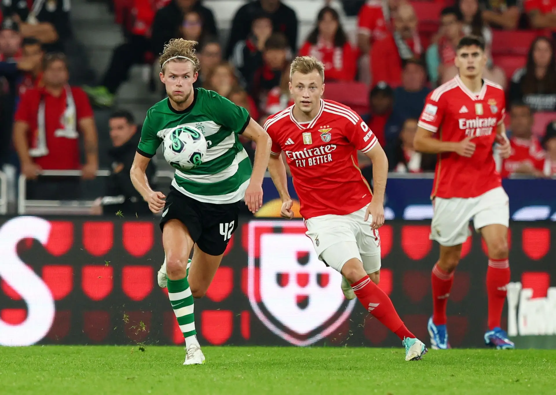 Liga confirma encontros de Benfica e Sporting em dia de eleições
