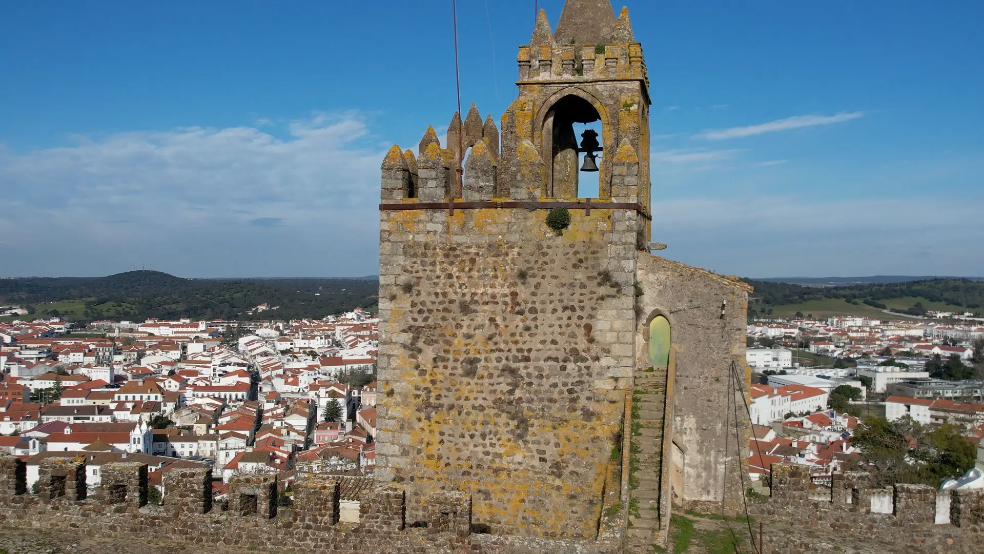 Olhar as estrelas em Montemor-o-Novo entre vinhos e sabores do Alentejo