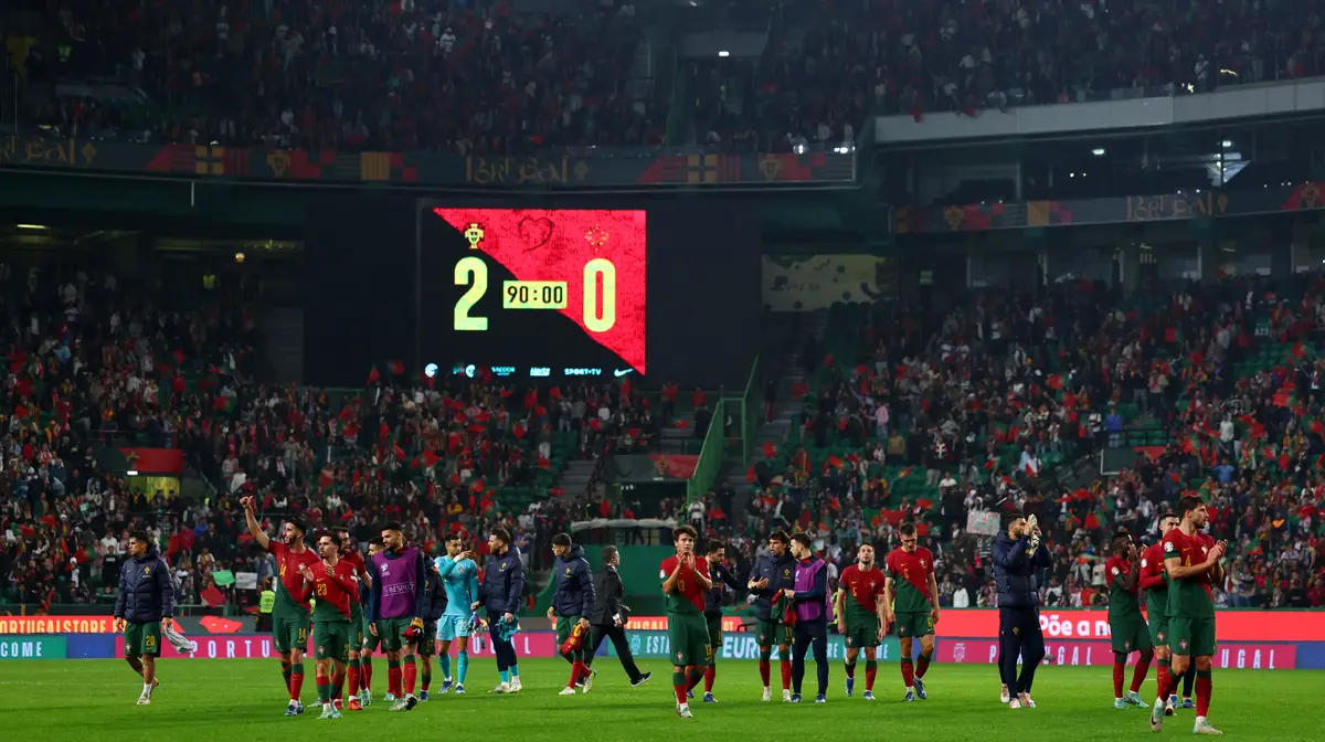 Seleções de Portugal - Novo recorde: 10 jogos, 10 vitórias ✓  #VesteABandeira New record: 10 matches, 10 wins ✓ #WearTheFlag