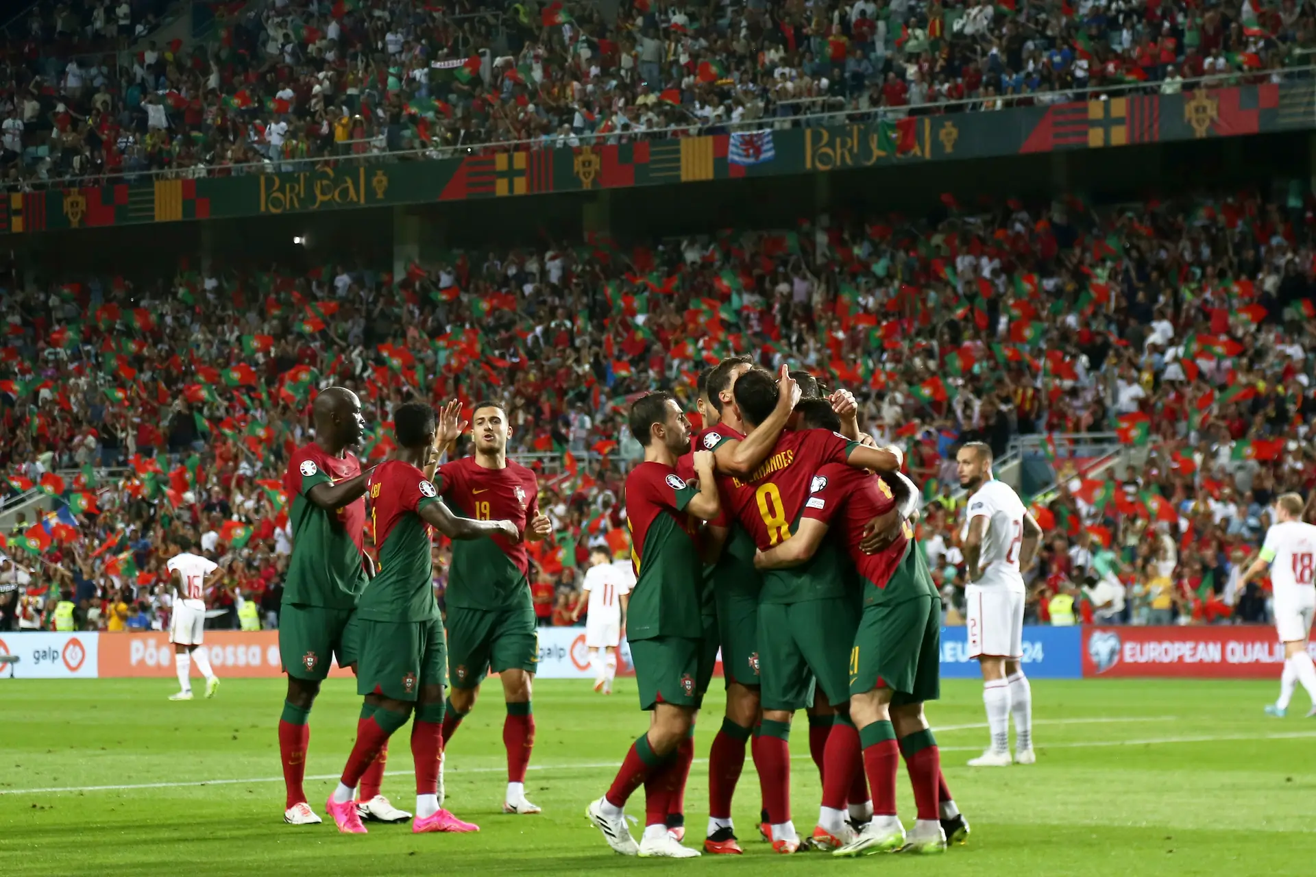 Euro 2024: Portugal goleia e garante primeiro lugar