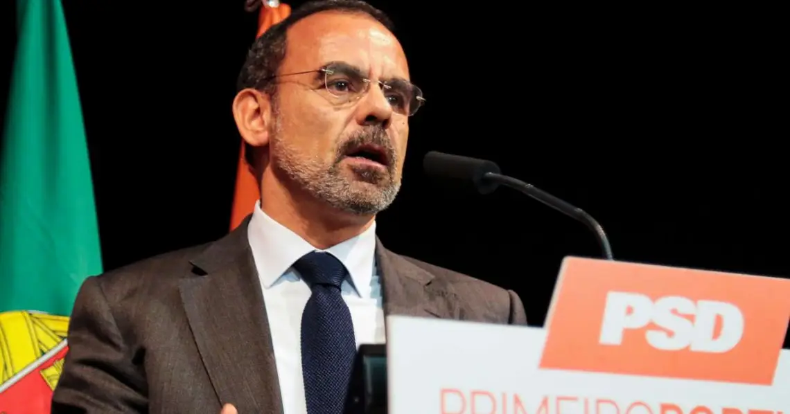 Morais Sarmento Pede Cuidado Com teatro Feito Por Costa Para abafar Morais Sarmento Pede Cuidado Com teatro Feito Por Costa Para abafar