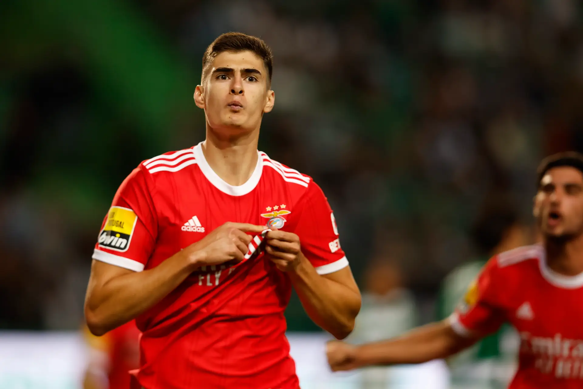 António Silva interessa ao Manchester United e negócio pode chegar aos 100 milhões