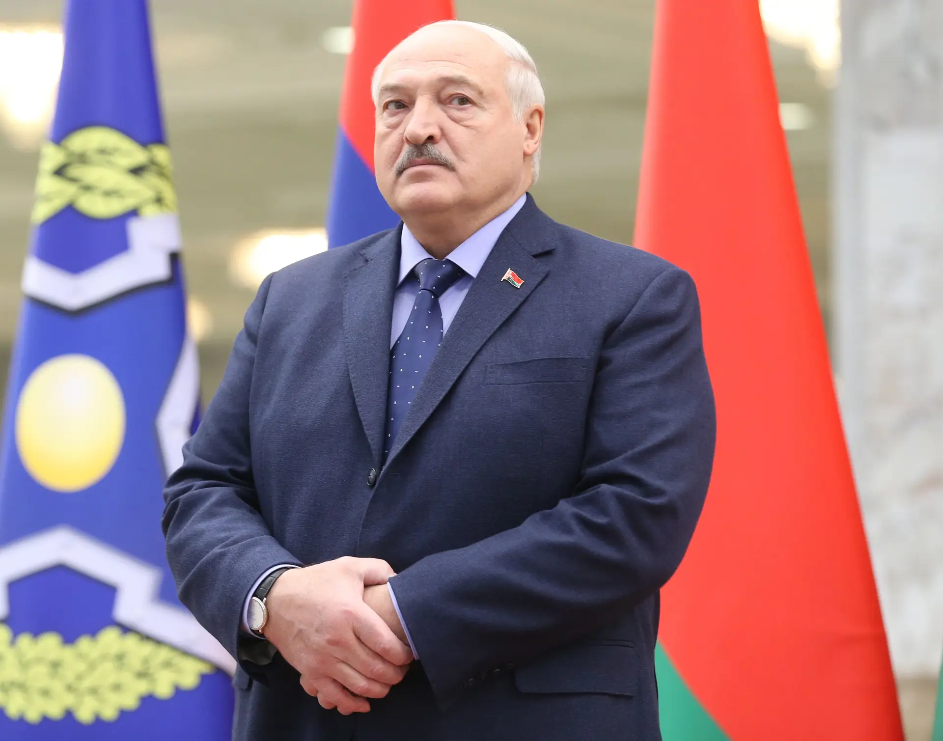 "Seria hipócrita": três líderes europeus recusam-se a posar com Lukashenko na COP28