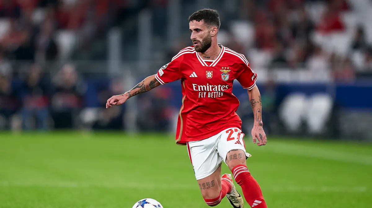 Rafa Silva - Depois de oito temporadas no Benfica, o jogador de 31 anos terminou contrato com as águias, sendo um jogador livre.