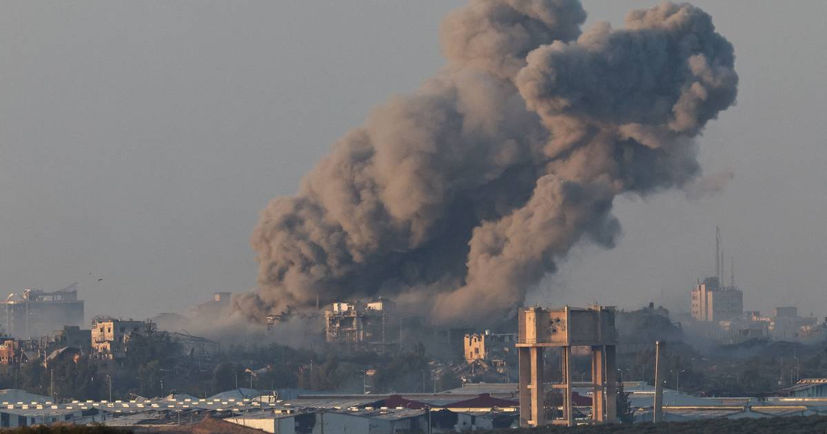 Bombardeamentos de Israel matam pelo menos 19 palestinianos em Gaza