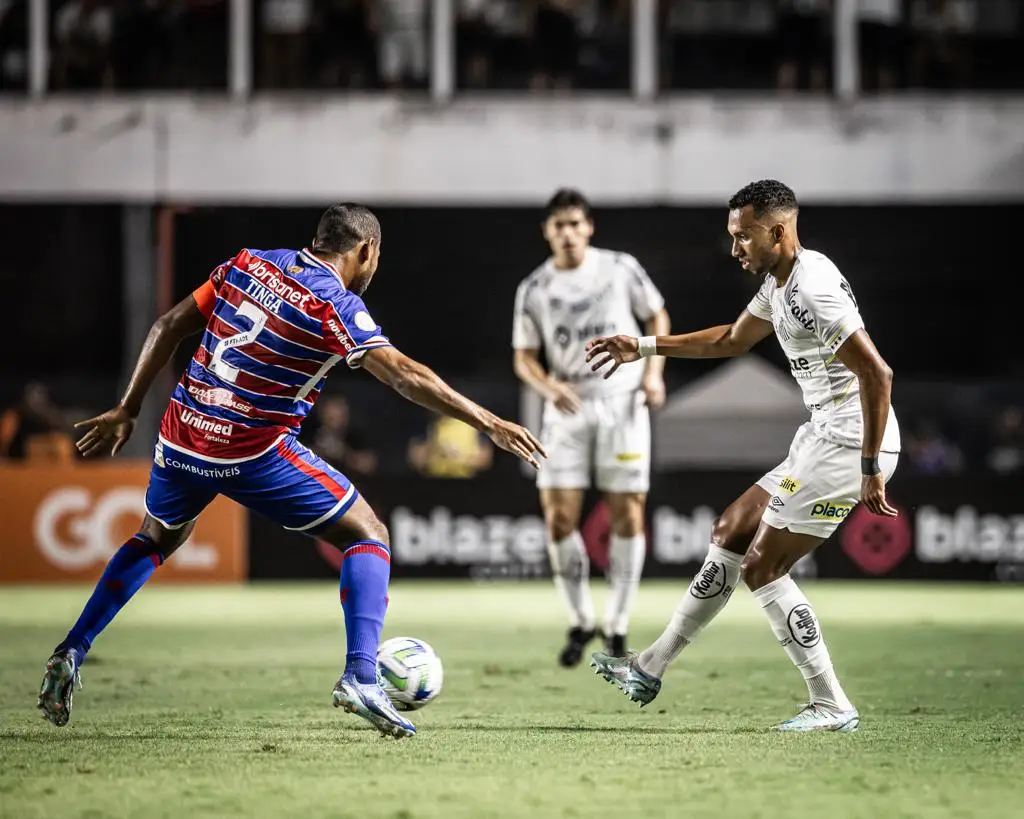 Jogos de futebol na Grécia do fim de semana adiados devido a casos de  violência