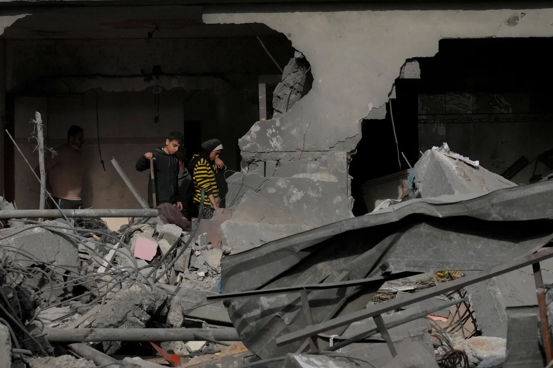 Apesar de Israel estar a sofrer várias baixas militares, a situação precária em Gaza é cada vez maior