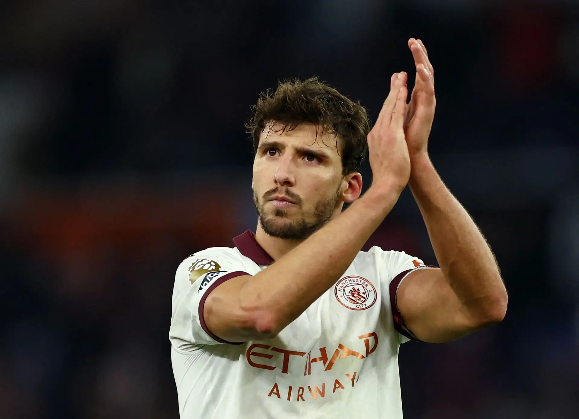 Internacional português Ruben Dias alinha pelo Manchester City