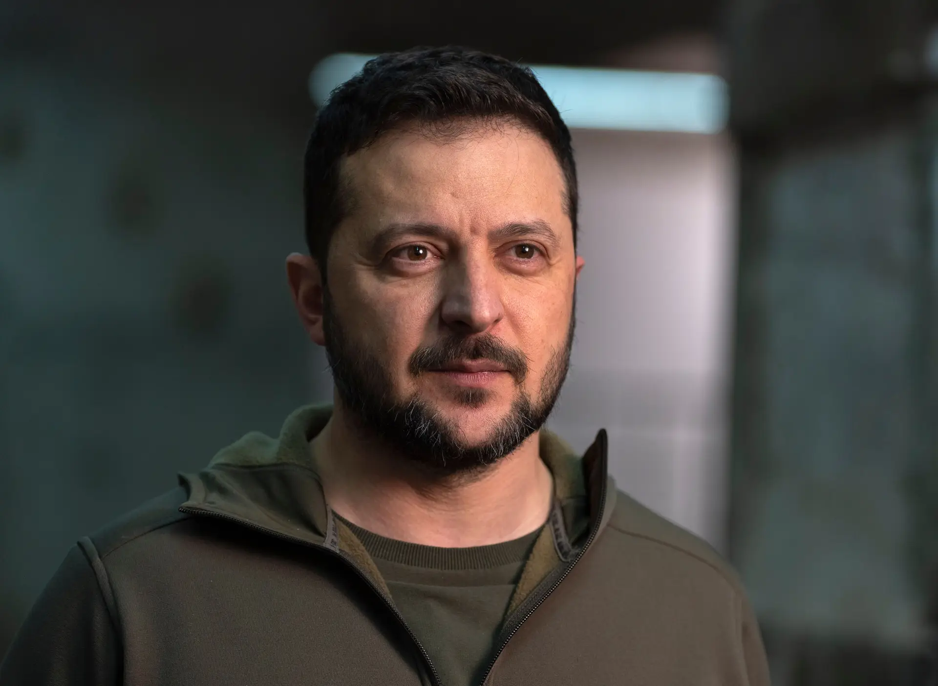 Zelensky agradece decisão do Conselho Europeu de iniciar negociações formais para adesão