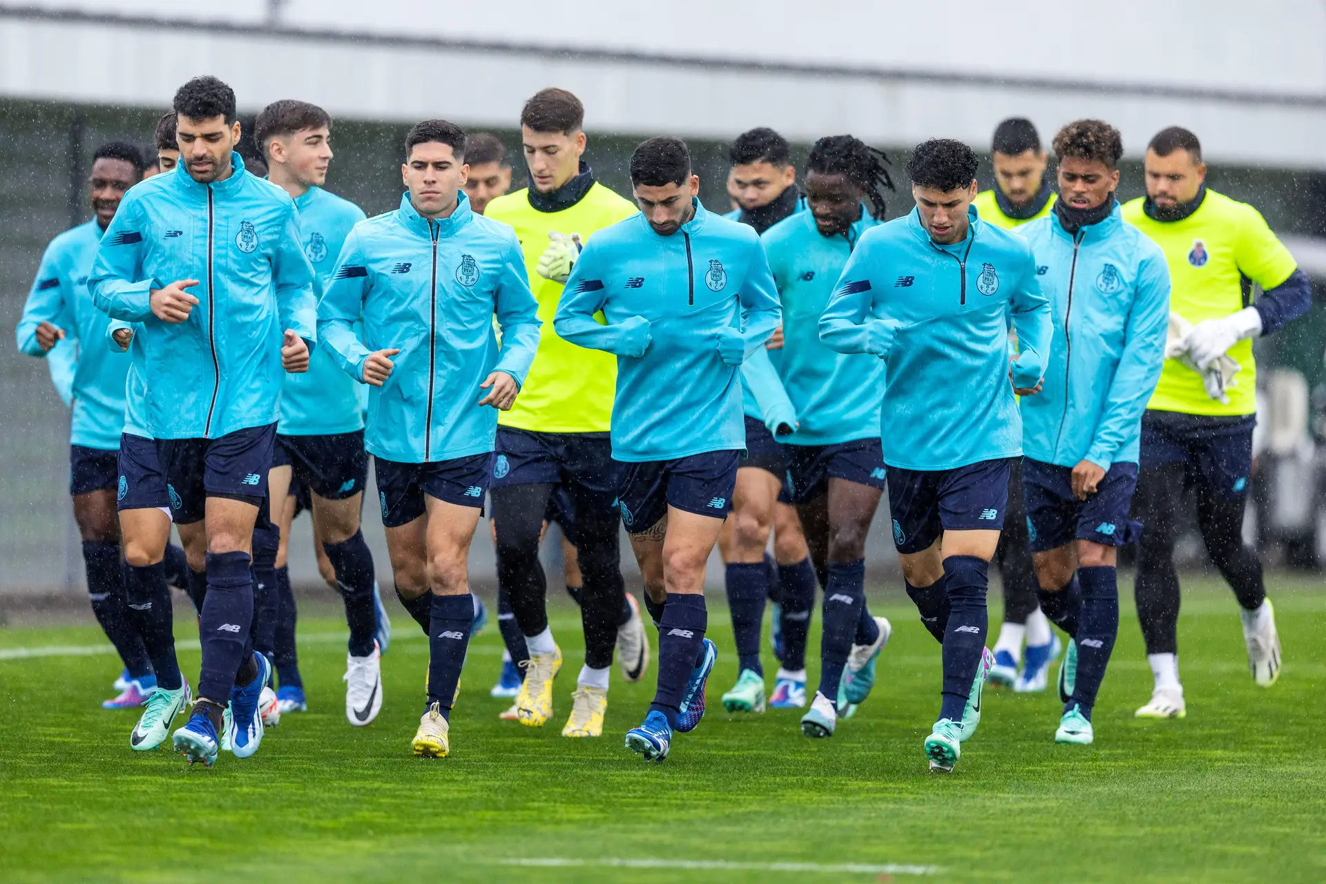 Clássico no Dragão termina empatado - SIC Notícias