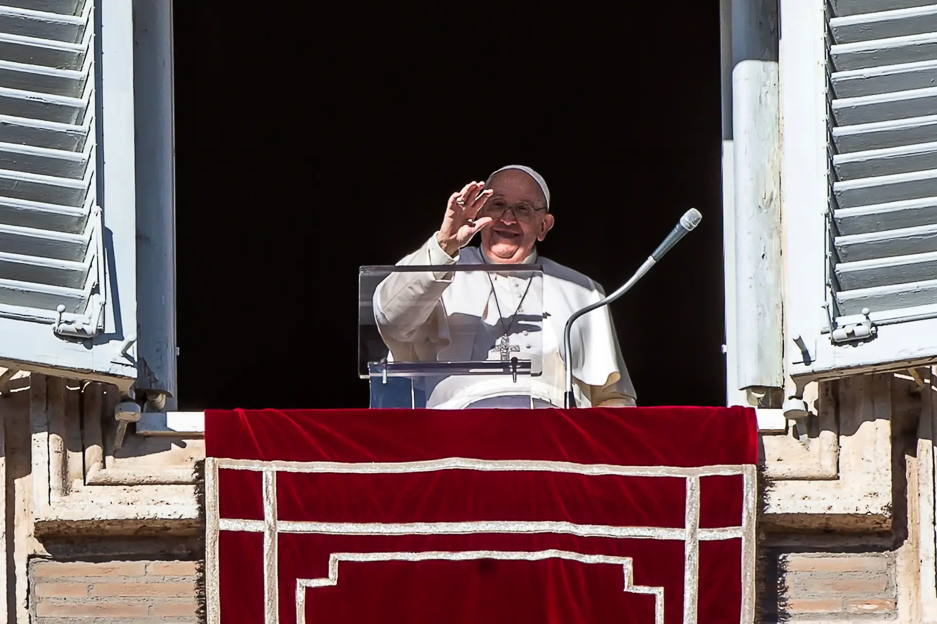 Israel/Palestina: Papa apela com veemência ao cessar-fogo