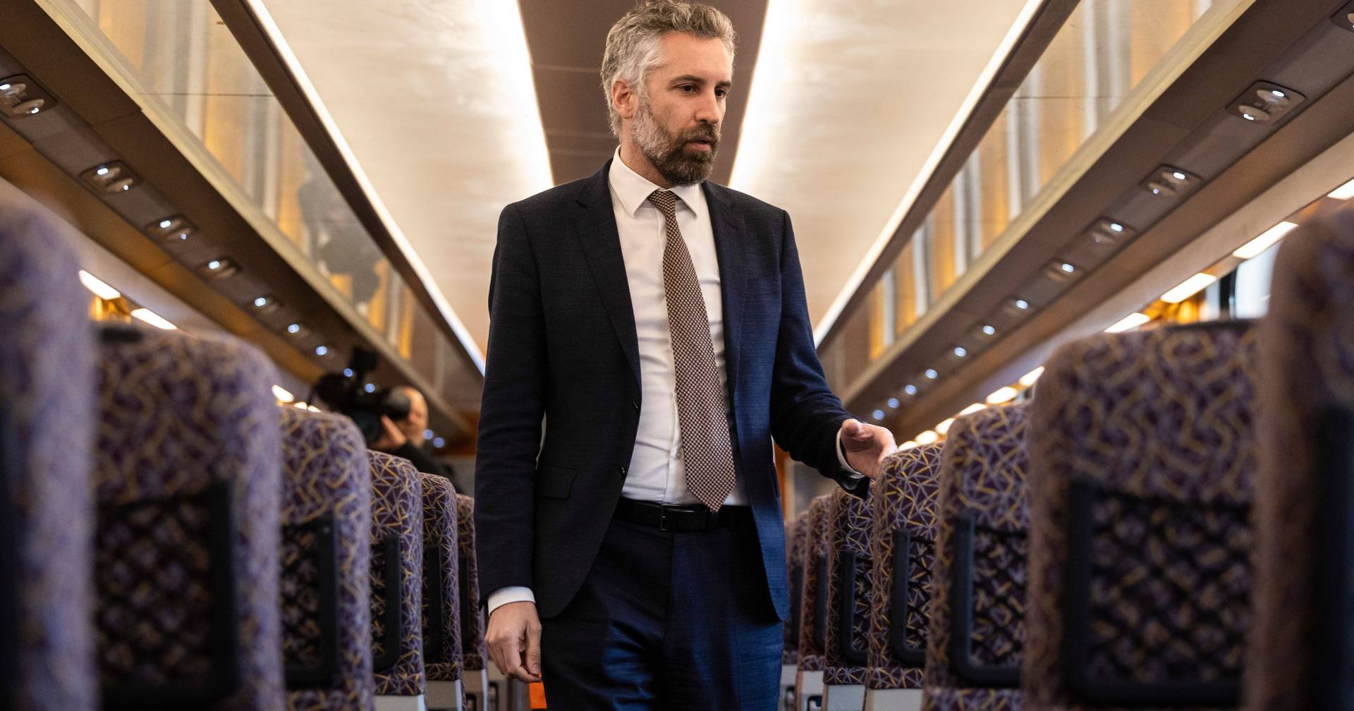 pedro-nuno-tenta-mostrar-se-como-pol-tico-mais-ao-centro-e-menos