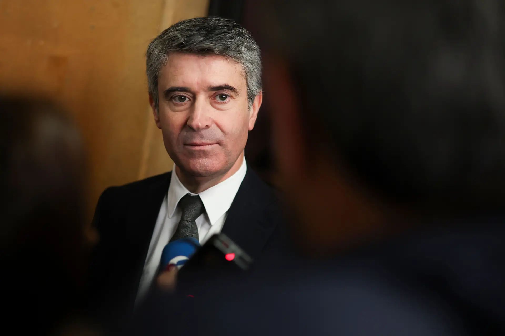 José Luís Carneiro vai recandidatar-se à liderança do Partido Socialista