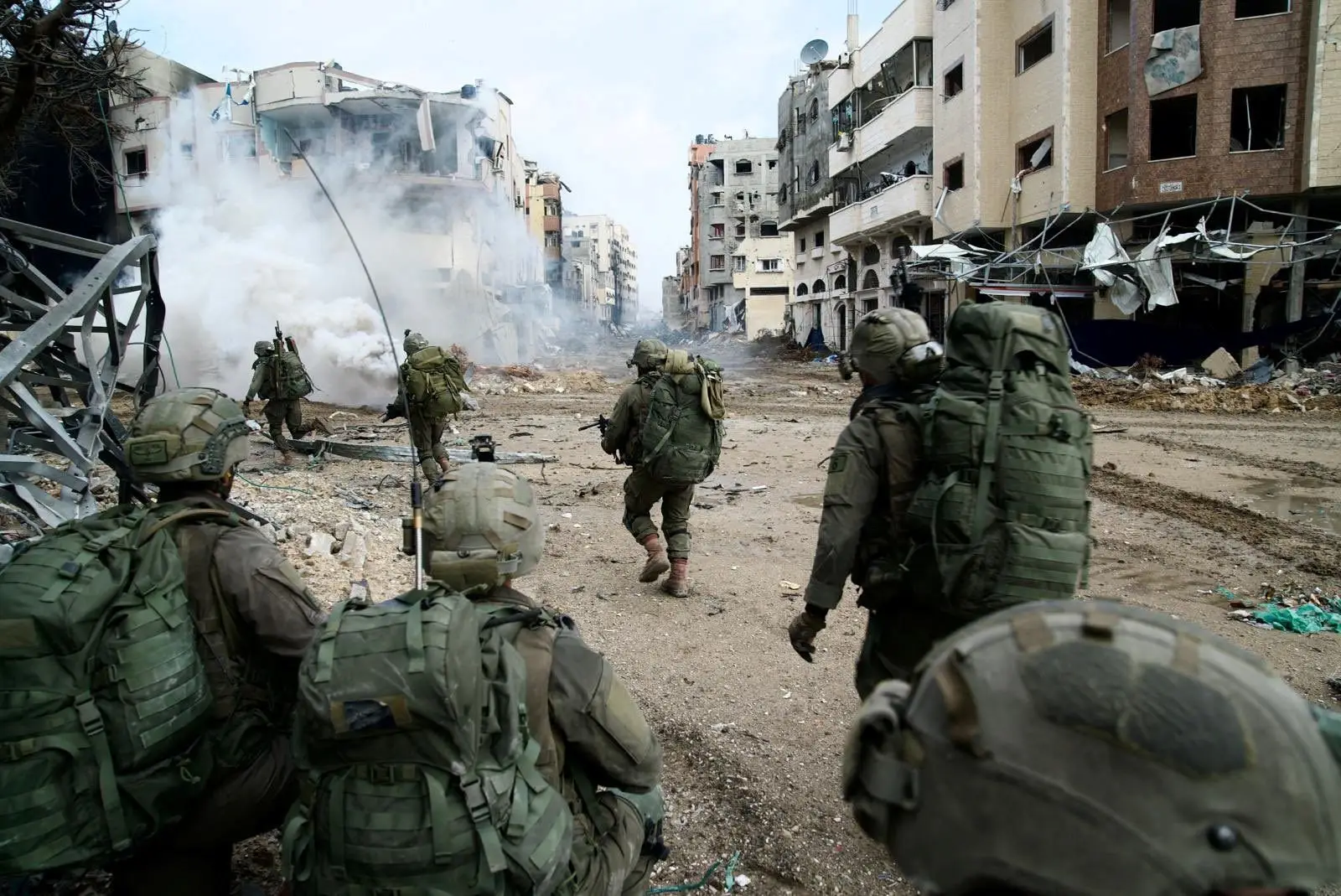 Guerra entre Israel e Hamas vai continuar "durante todo o ano" de 2024, garante exército israelita