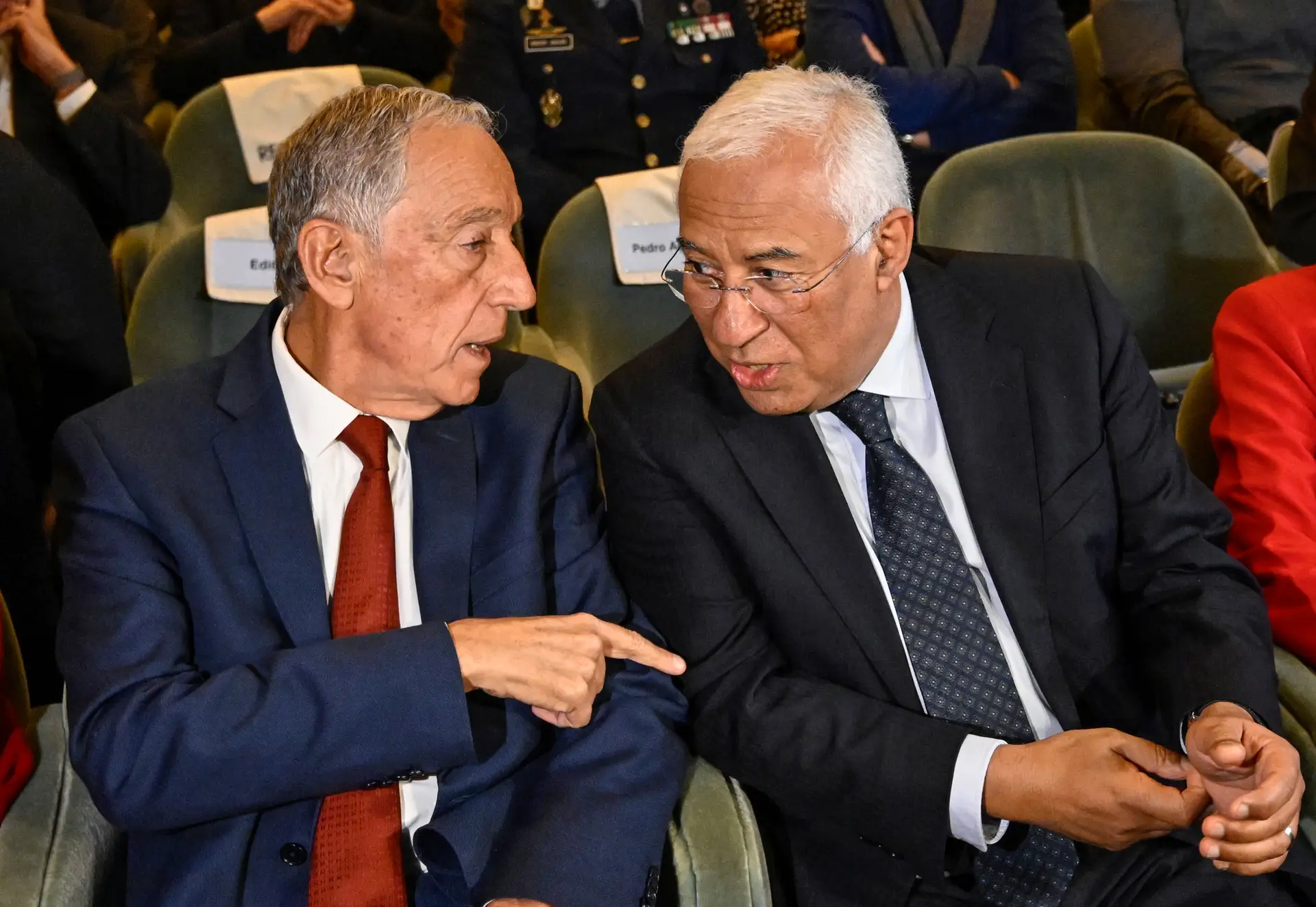 Marcelo e Costa trocam cumprimentos de Natal pela oitava (e última) vez