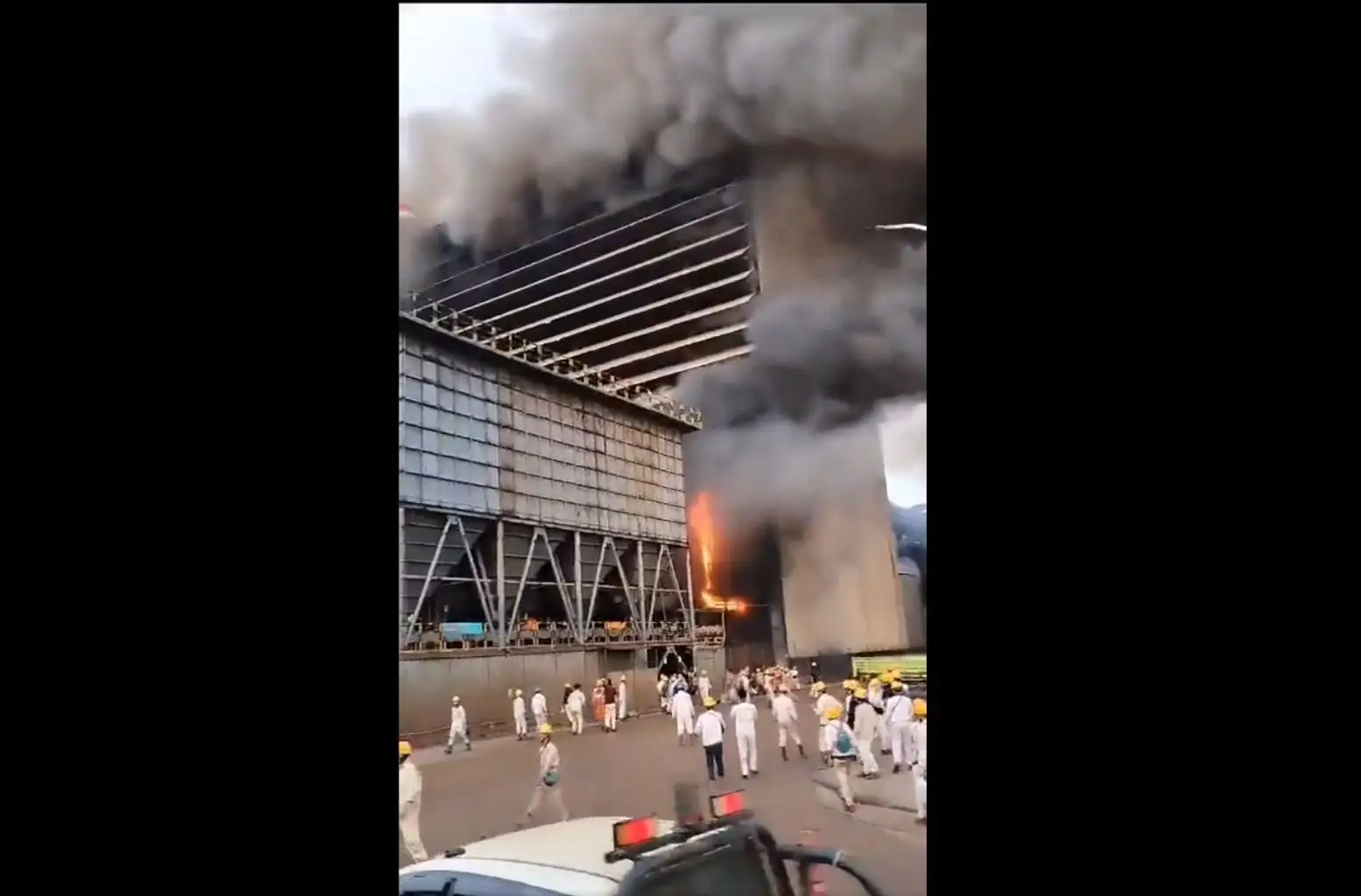 Explosão numa fábrica de níquel na Indonésia faz pelo menos 13 mortos