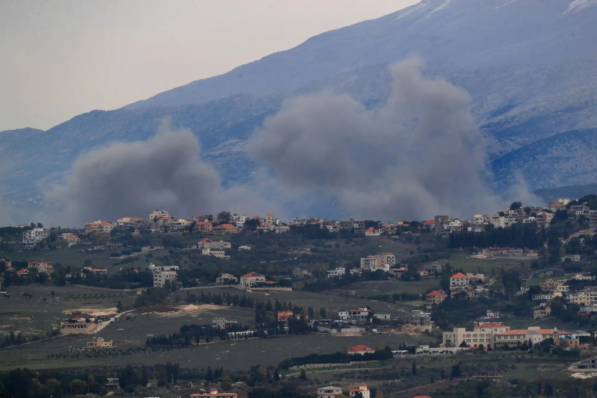 Hezbollah só interrompe ataques contra Israel com um cessar-fogo em Gaza