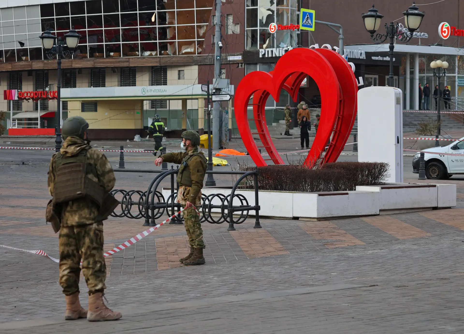 Rússia acusa a Ucrânia de atacar regiões fronteiriças e a Crimeia