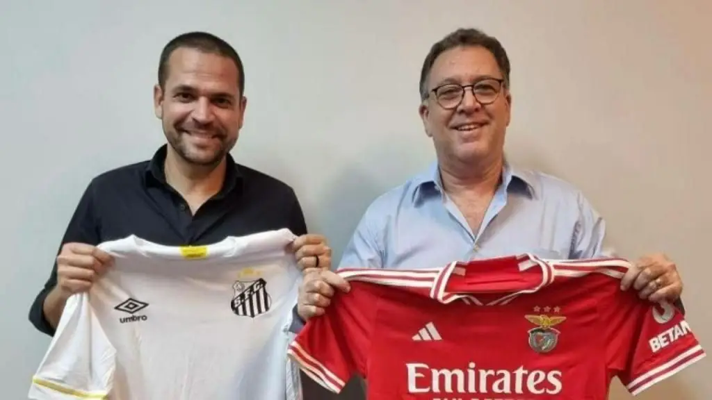 Benfica procura avançado: presidente do Santos confirma proposta por jovem jogador brasileiro